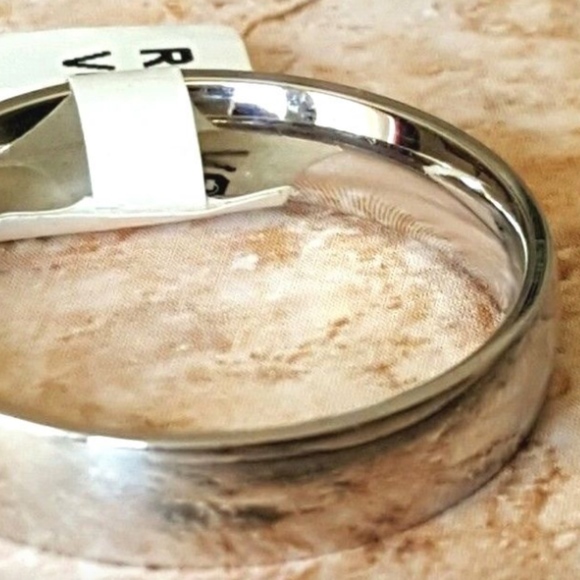 Silver Rhodium Plated Unisex Band Ring Sizes 4.5 9 10 11 12 13.5 14.5 15 - Picture 2 of 6